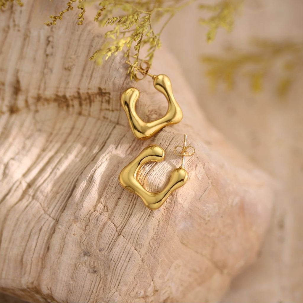 Geometric Hammered Texture Drop Earrings — Stainless Steel, 18K Gold Plated