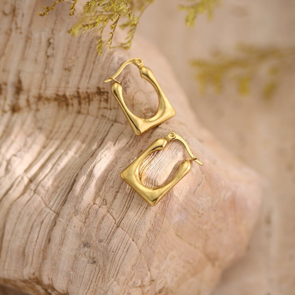 Geometric Hammered Texture Drop Earrings — Stainless Steel, 18K Gold Plated