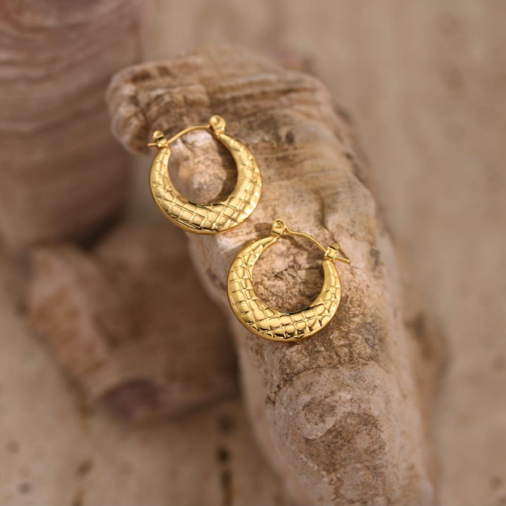 Geometric Hammered Oil-Pressed Earrings — Stainless Steel, 18K Gold Plated, Minimalist