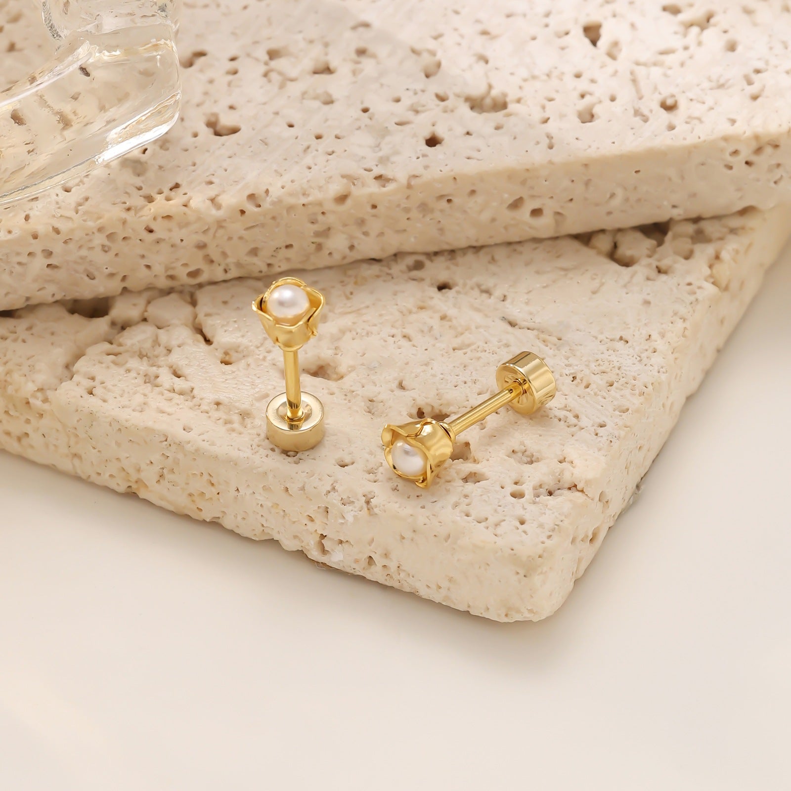 Rose & Pearl Screw-Back Stud Earrings — 304 Stainless Steel, 18K Gold Plated