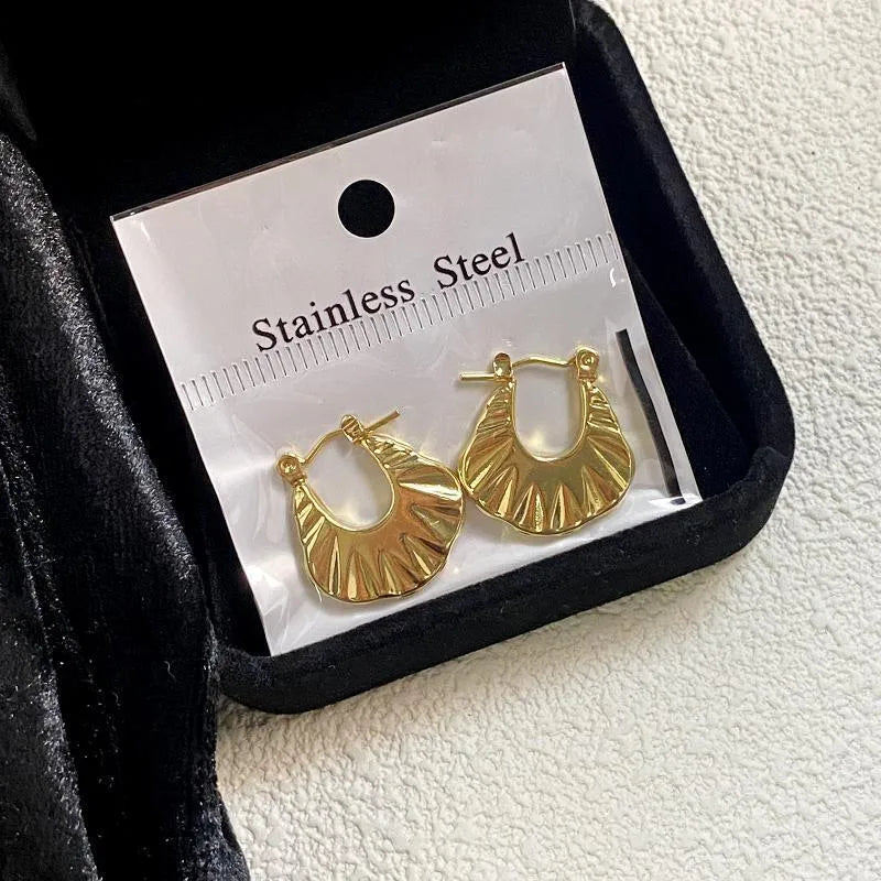 Geometric Heart Shape 18K Gold Plated Stainless Steel Hoop Earrings for Women