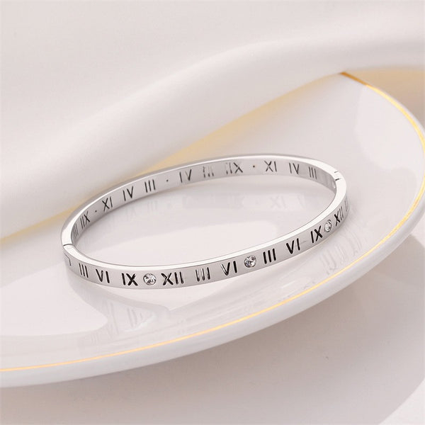 Star-Dust Full-Zircon Titanium Steel Bangle — 18K Gold, Fade-Resistant