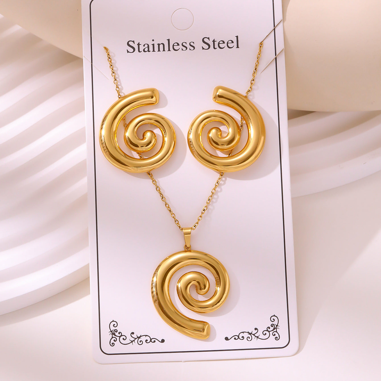 Retro Palace Starfish Earrings & Necklace Set — 18K Gold Plated