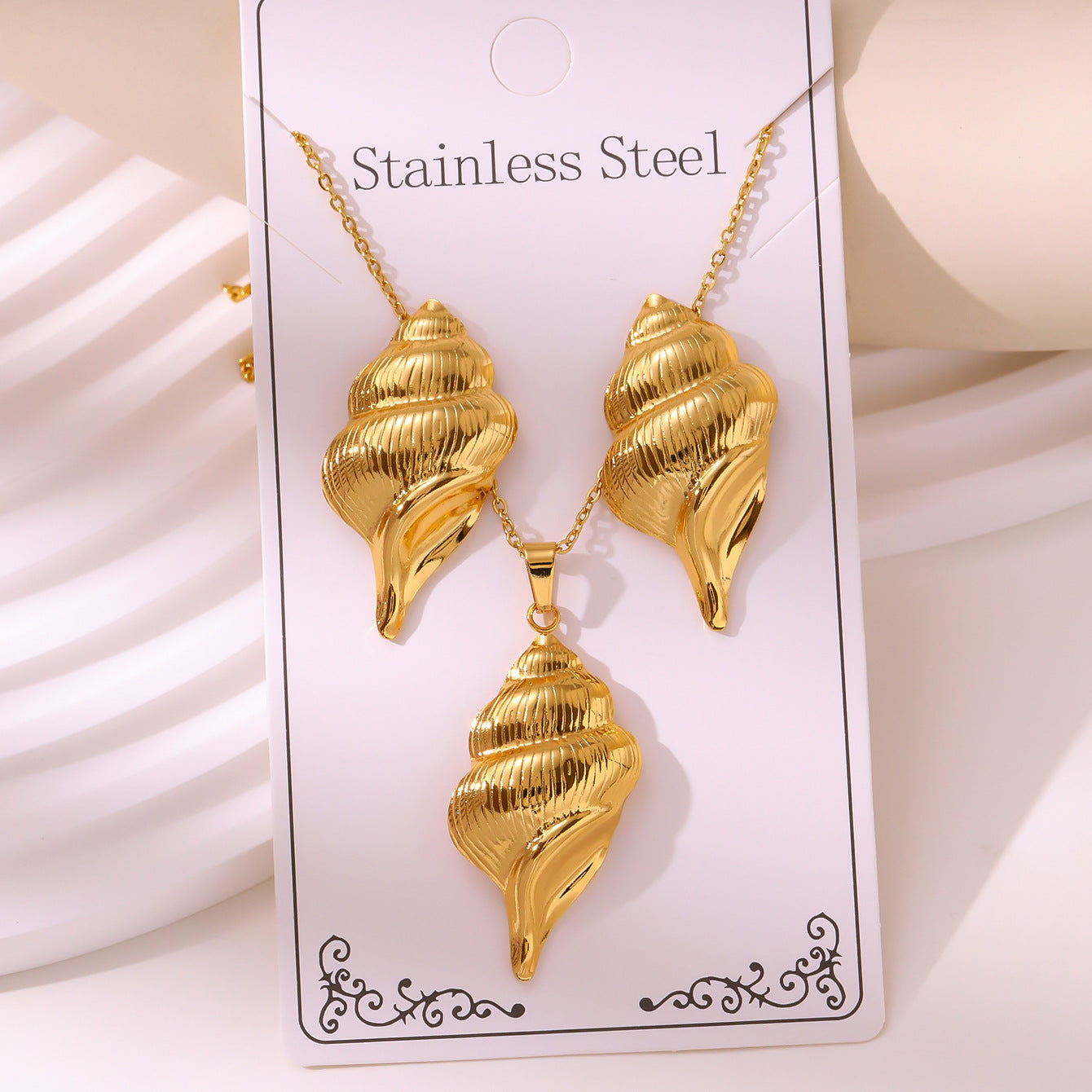 Retro Palace Starfish Earrings & Necklace Set — 18K Gold Plated