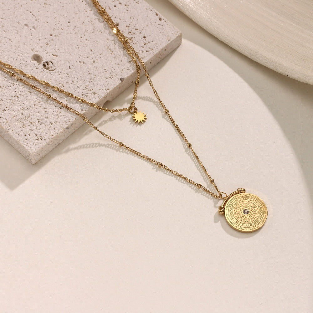 Geometric Heart Pendant Necklace — 18K Gold, Light Luxury, Minimalist Collarbone Chain