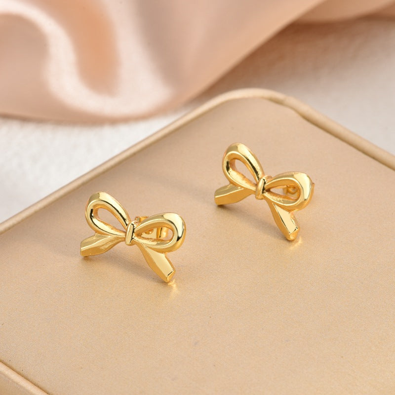 Fashion Oil-Pressed Stud Earrings — 18K Gold Plated Stainless Steel Minimalist Earrings