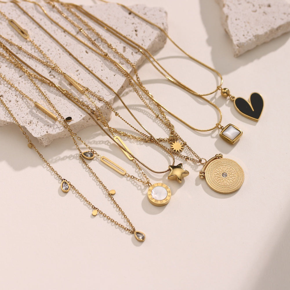 Geometric Heart Pendant Necklace — 18K Gold, Light Luxury, Minimalist Collarbone Chain
