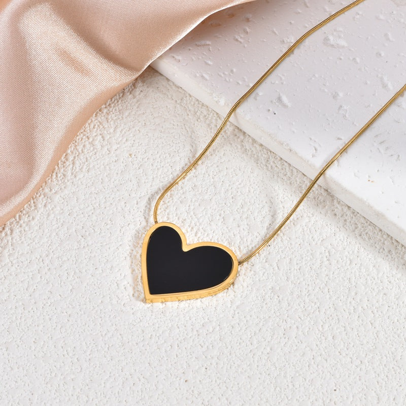 Large Heart Pendant Necklace — Titanium Steel, 18K Gold, 5 Colors