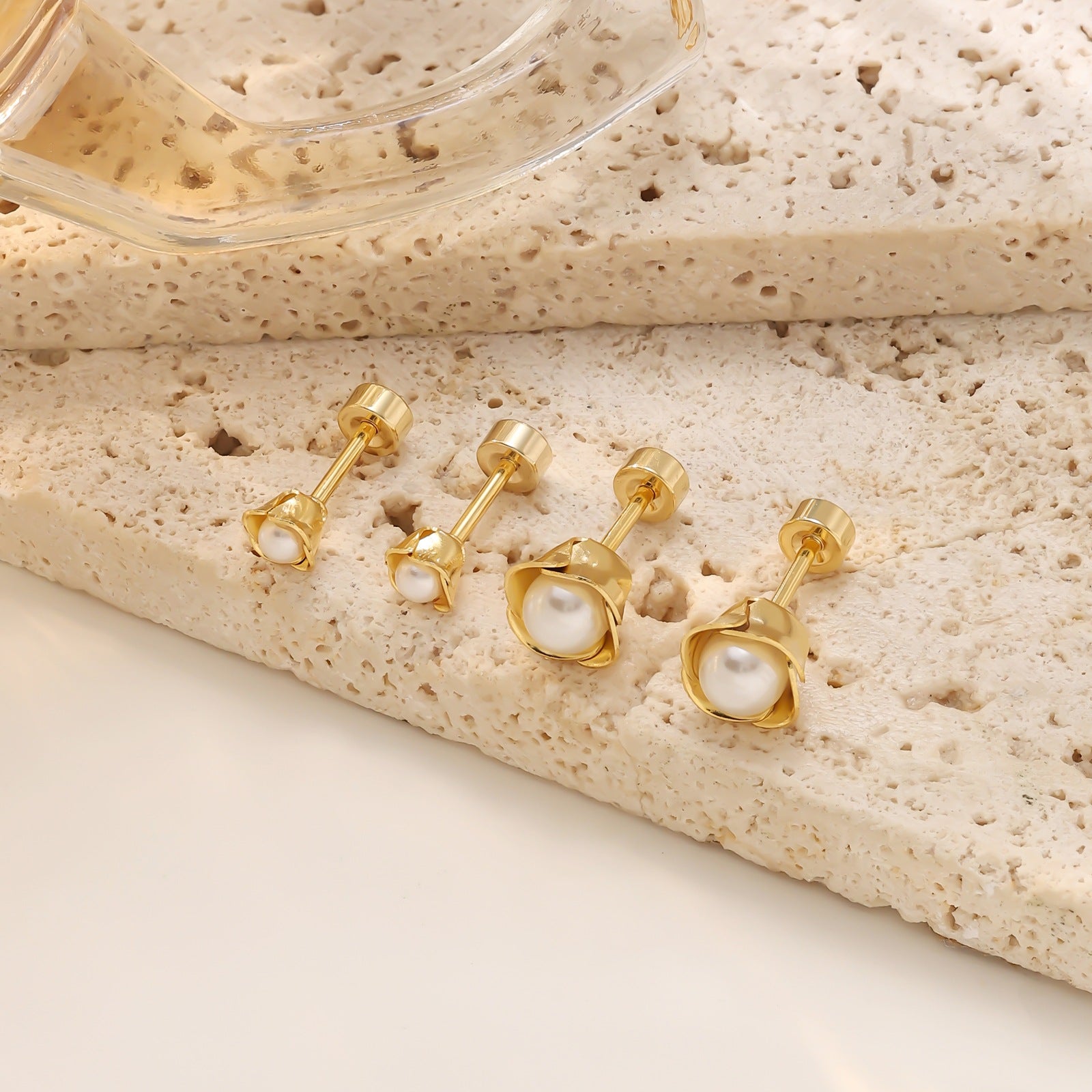 Rose & Pearl Screw-Back Stud Earrings — 304 Stainless Steel, 18K Gold Plated