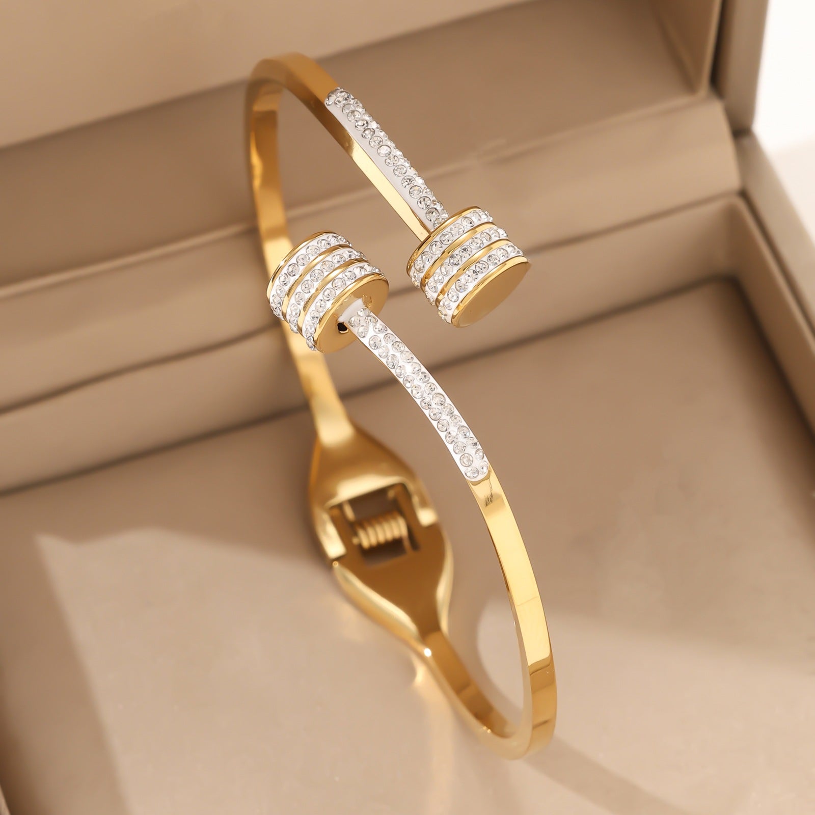 Zircon Crystal Titanium Steel Bracelet — 18K Gold Plated, Light Luxury