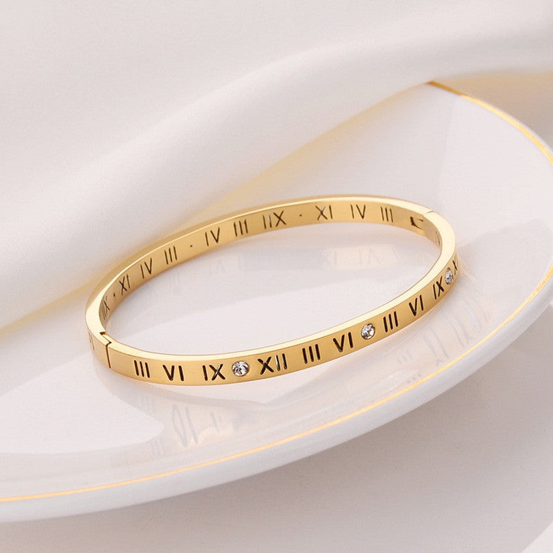 Star-Dust Full-Zircon Titanium Steel Bangle — 18K Gold, Fade-Resistant