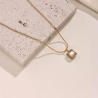 Geometric Heart Pendant Necklace — 18K Gold, Light Luxury, Minimalist Collarbone Chain