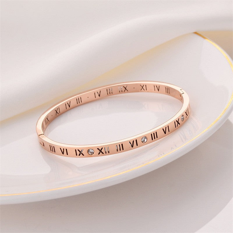Star-Dust Full-Zircon Titanium Steel Bangle — 18K Gold, Fade-Resistant