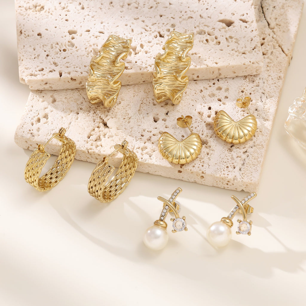 Cast Pearl Geometric Stud Earrings — 18K Gold Plated Titanium Steel