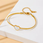 Vintage Heart White Shell Bracelet — 18K Gold Plated Stainless Steel
