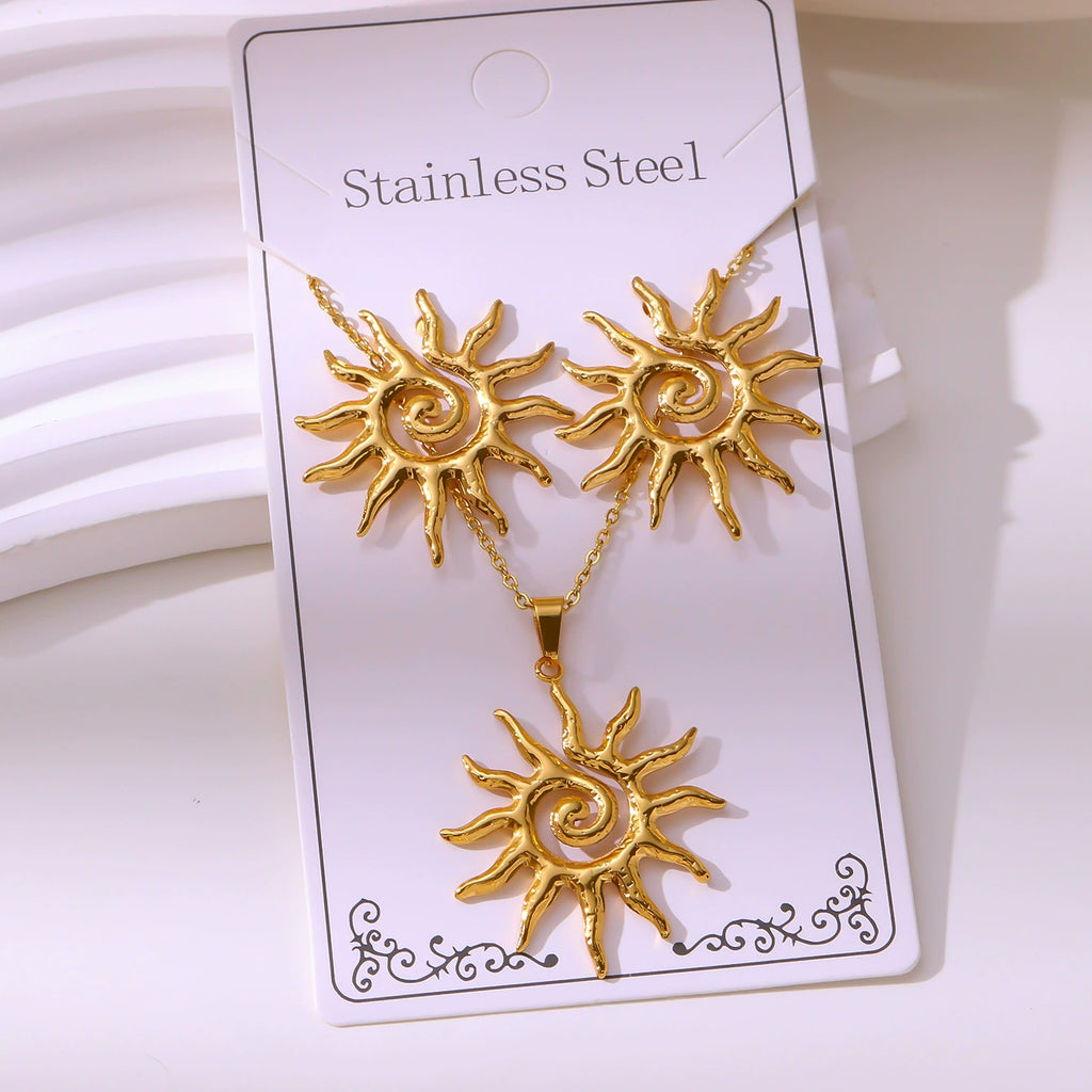 Retro Starfish Earrings & Necklace Set — 18K Gold Plated Stainless Steel