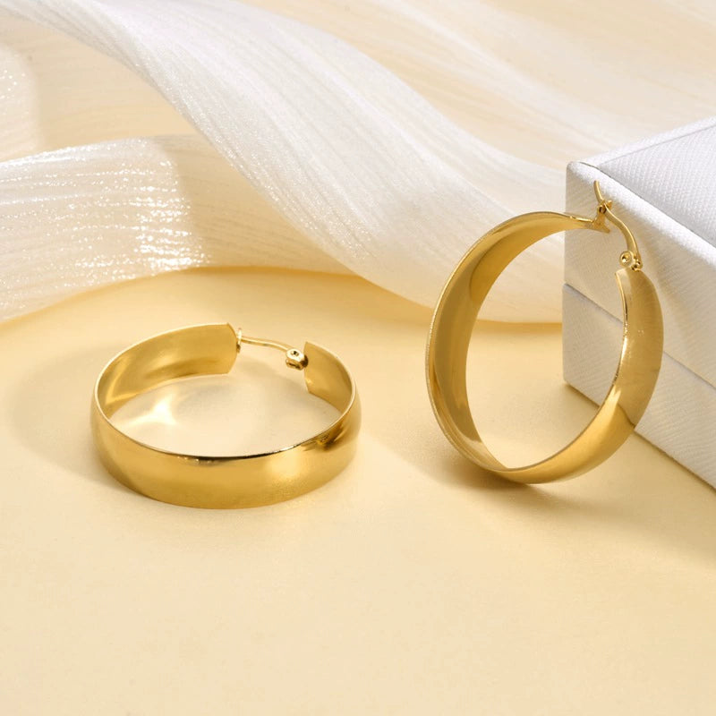 Round Minimalist Stainless Steel Earrings — Polished Wide Arc Metal Earrings