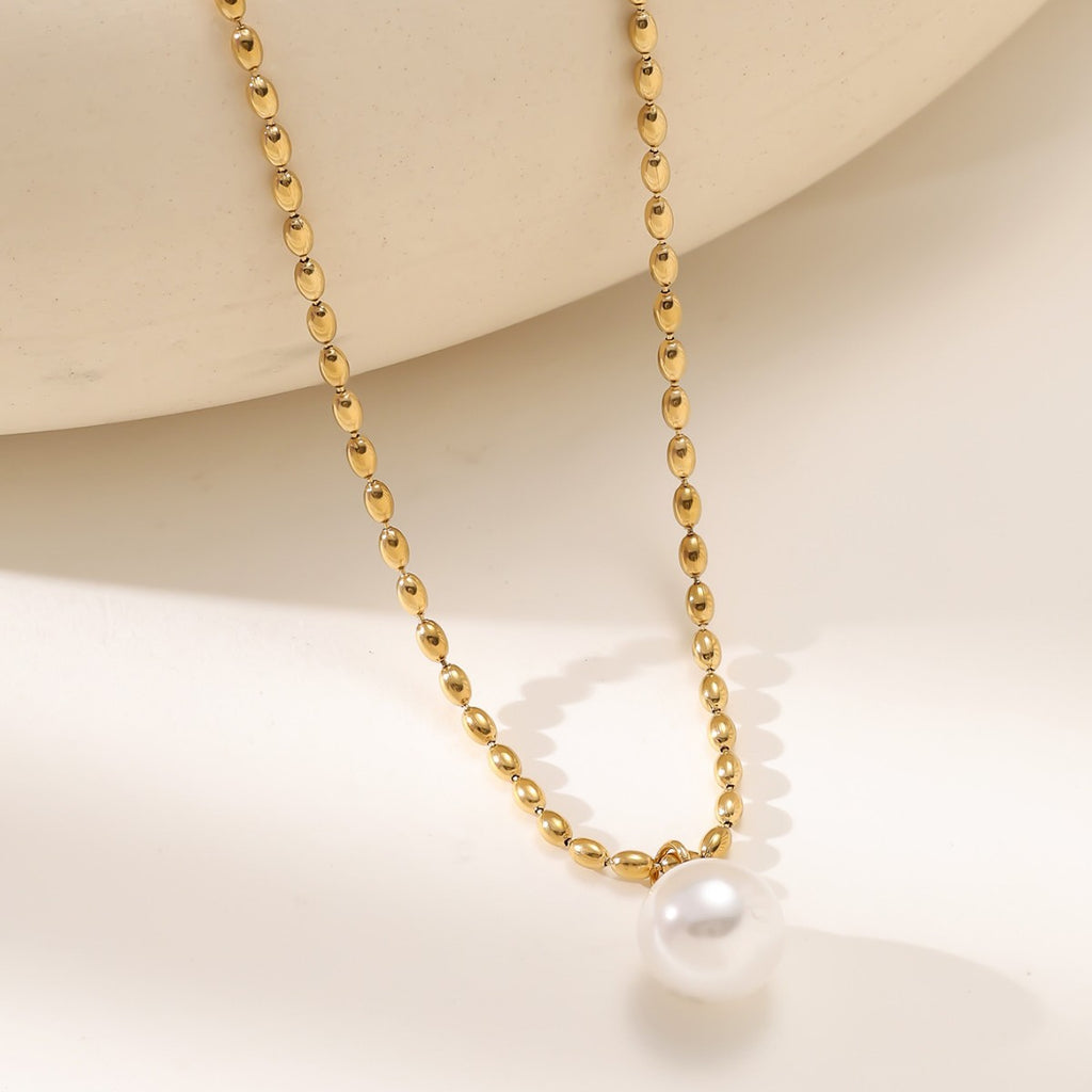 Butterfly Moon Pearl V-Chain Necklace — 18K Gold Plated Titanium Steel