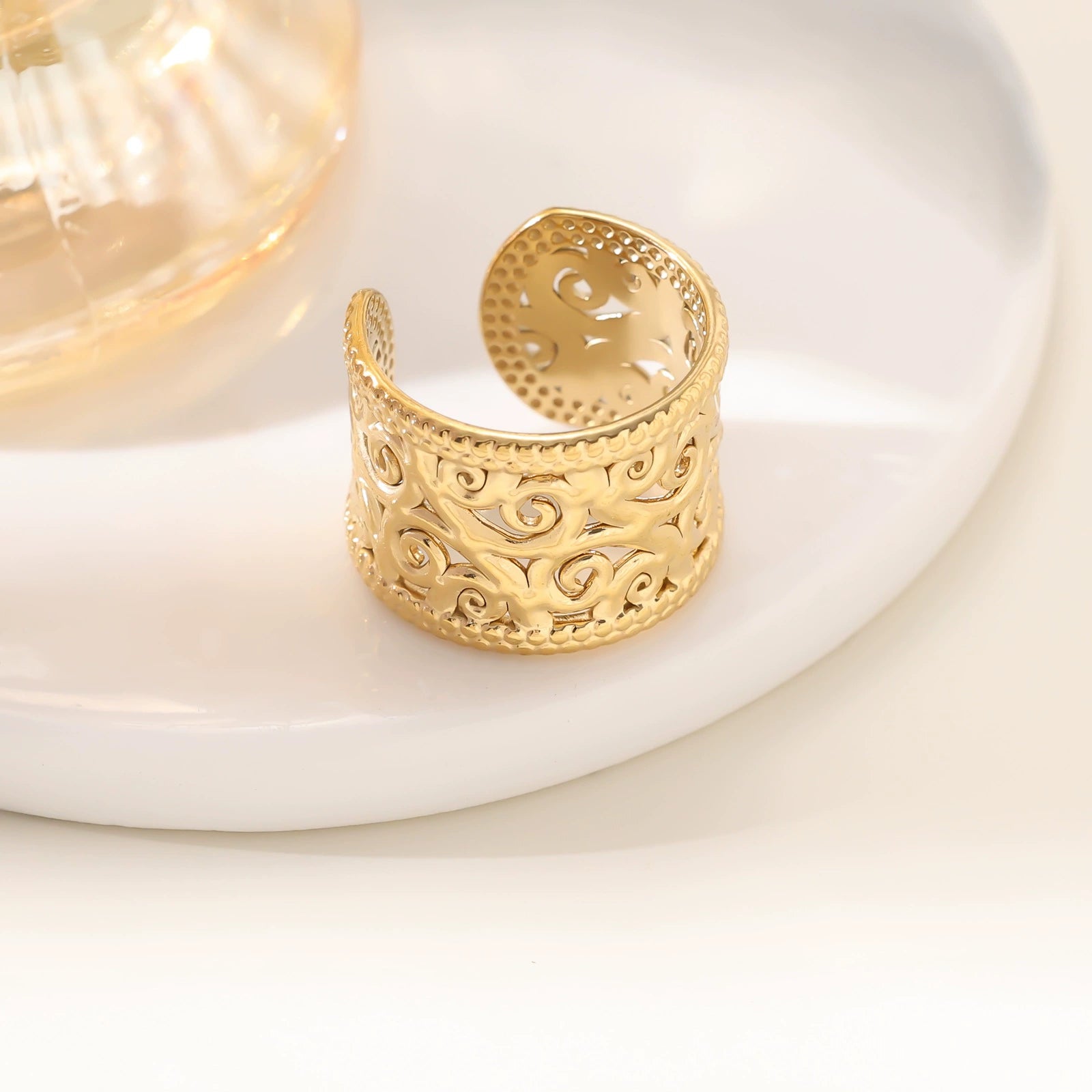Irregular Hollow Ring — 18K Gold Plated Fashion