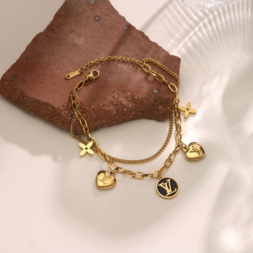 18K Gold Plated White Shell Clover Heart Flower Bracelet — Titanium Steel