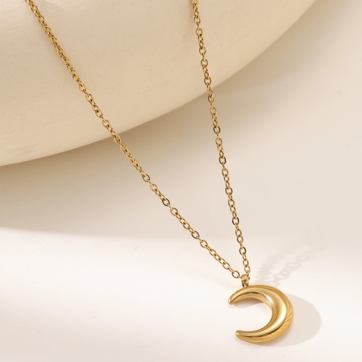 Butterfly Moon Pearl V-Chain Necklace — 18K Gold Plated Titanium Steel