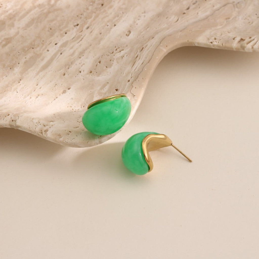 Vintage Resin Oval Stud Earrings — Light Luxury Blending