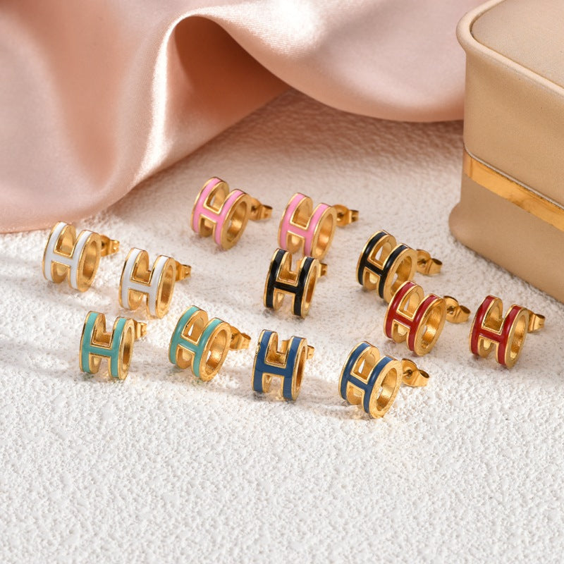 Five-Leaf Flower White Shell Bracelet — 18K Gold Plated Stainless Steel