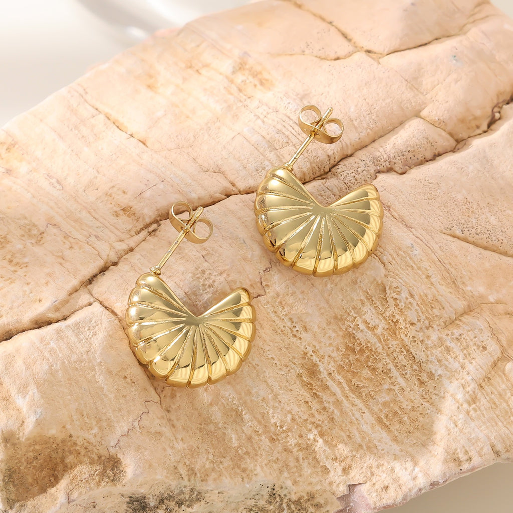 Cast Pearl Geometric Stud Earrings — 18K Gold Plated Titanium Steel