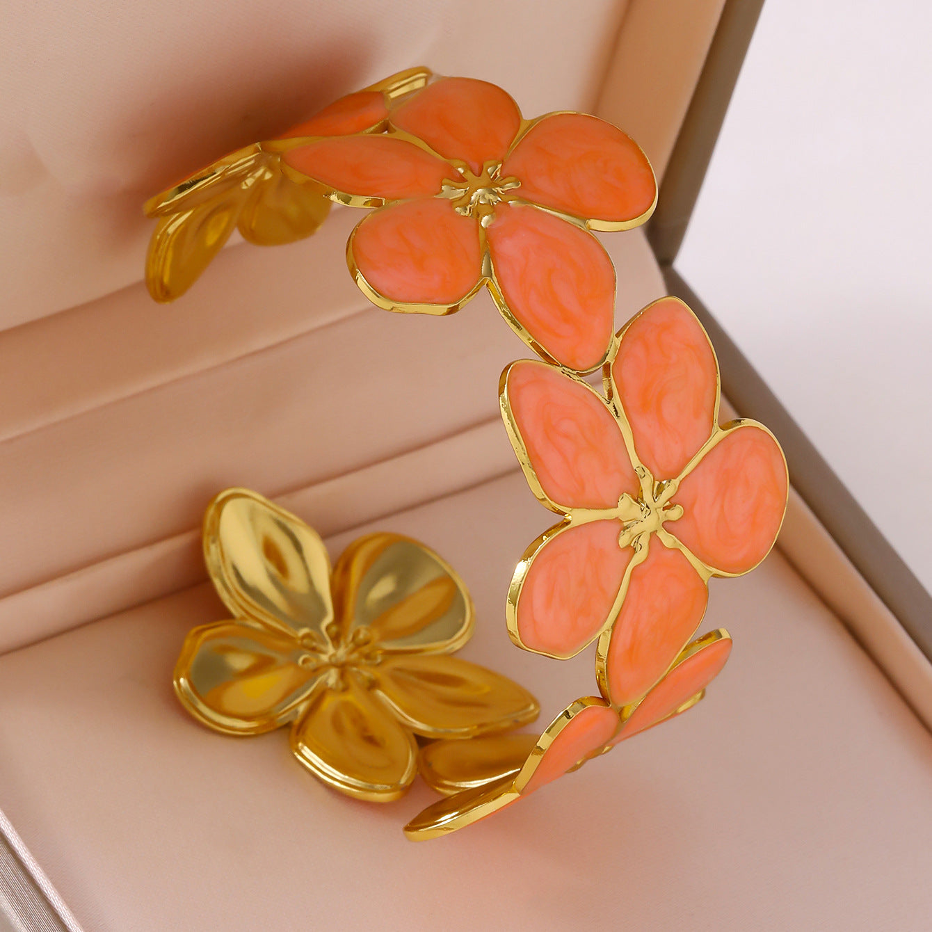 Five-Leaf Flower Enamel C-Shape Open Bangle — 304 Stainless Steel