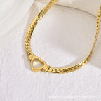 Four-Leaf Clover Bracelet — Titanium Steel Light Luxury