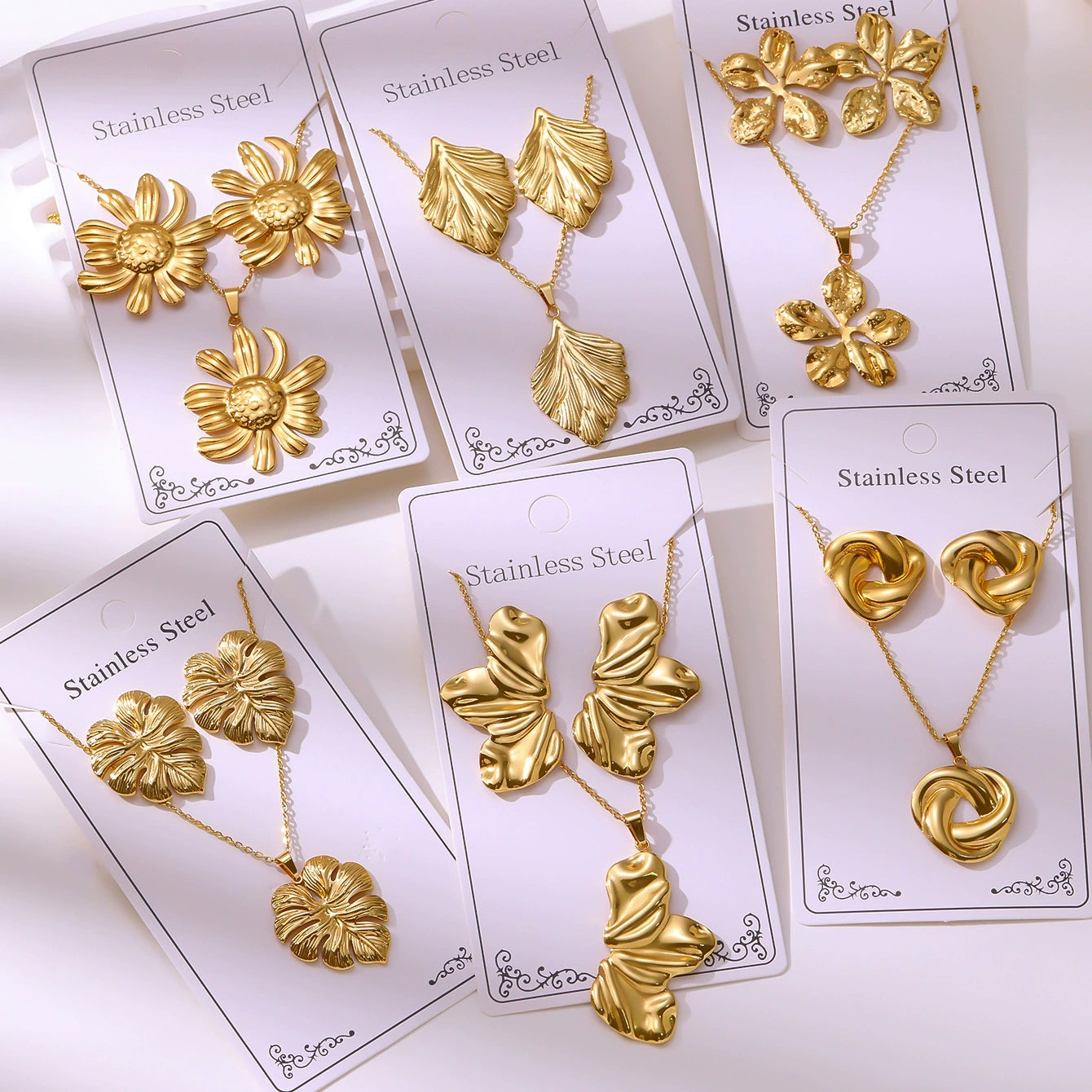 Retro Palace Starfish Earrings & Necklace Set — 18K Gold Plated