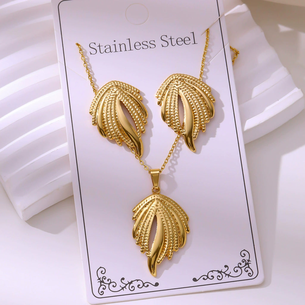 Retro Palace Starfish Earrings & Necklace Set — 18K Gold Plated